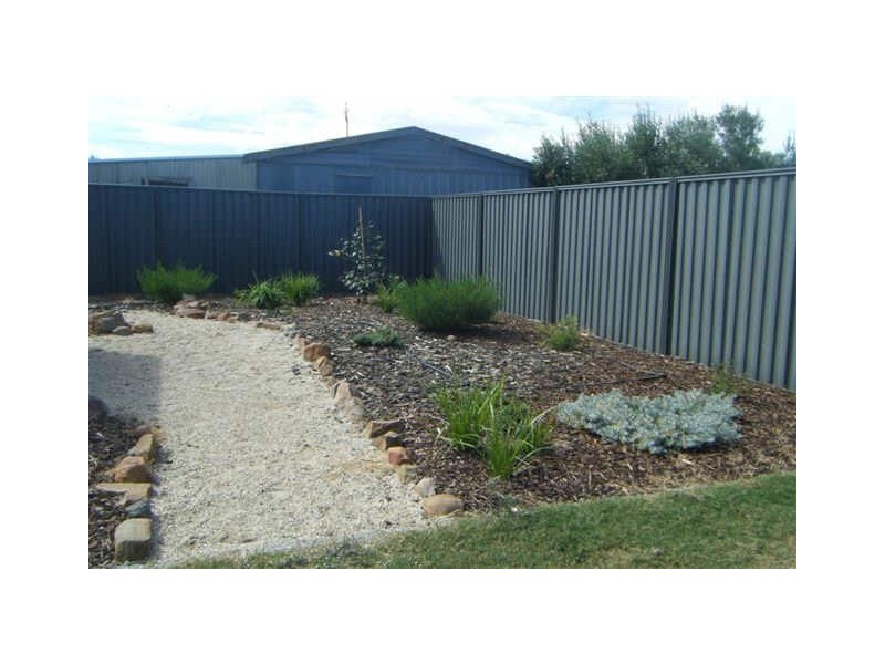 29 Whinnerah Avenue, Aldinga Beach SA 5173