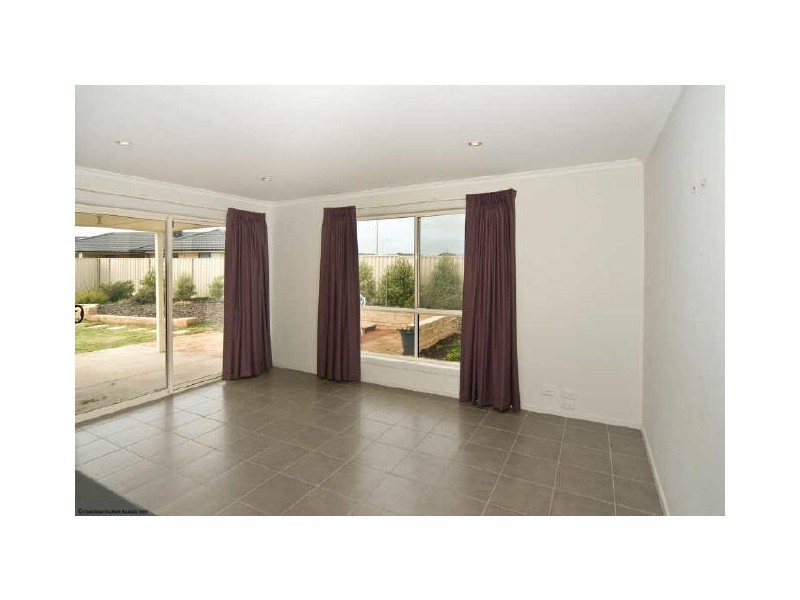 96 Pridham Boulevard, Aldinga Beach SA 5173