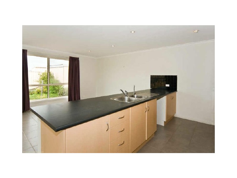 96 Pridham Boulevard, Aldinga Beach SA 5173