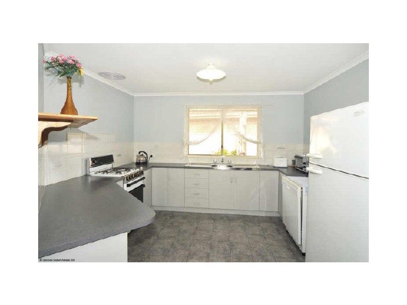 12 Whimbrel Circuit, Seaford Rise SA 5169