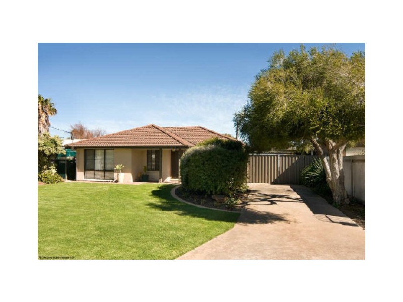 22 Stirling Crescent, Aldinga Beach SA 5173