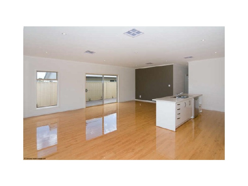 30 Banksia Avenue, Aldinga Beach SA 5173
