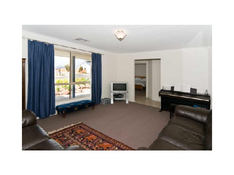 76 Nicholl Avenue, Aldinga Beach SA 5173