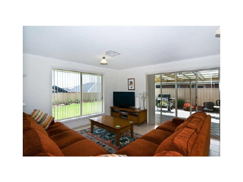 76 Nicholl Avenue, Aldinga Beach SA 5173