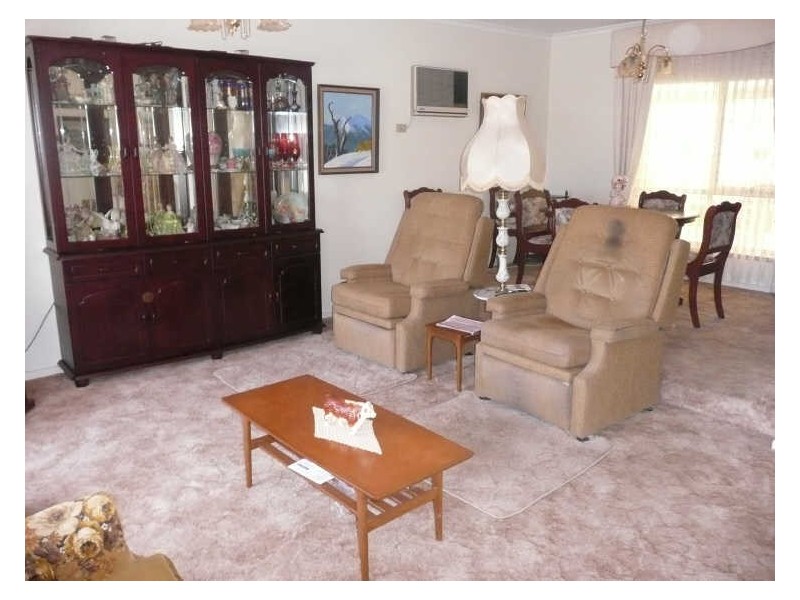 11 Andrew Henning Place, Willunga SA 5172