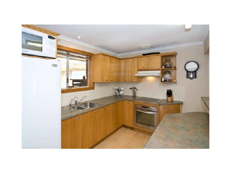 24 Stirling Crescent, Aldinga Beach SA 5173