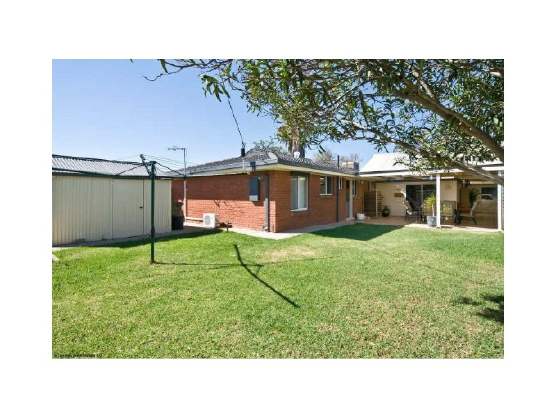 24 Stirling Crescent, Aldinga Beach SA 5173