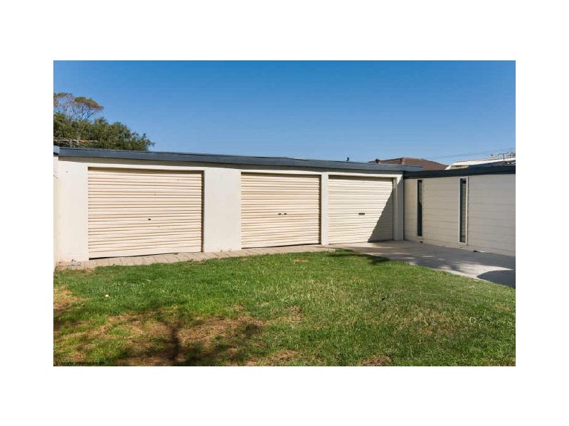 24 Stirling Crescent, Aldinga Beach SA 5173