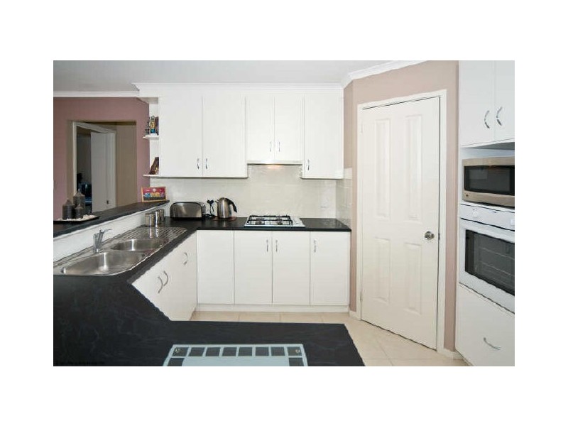 13 Emerald Boulevard, Aldinga Beach SA 5173