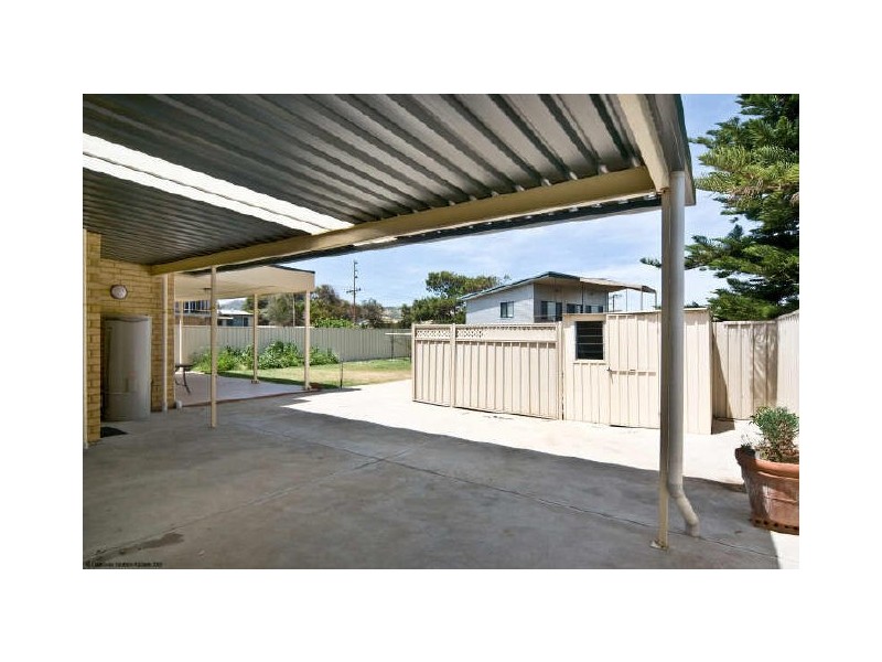 2 Norman Road, Aldinga Beach SA 5173