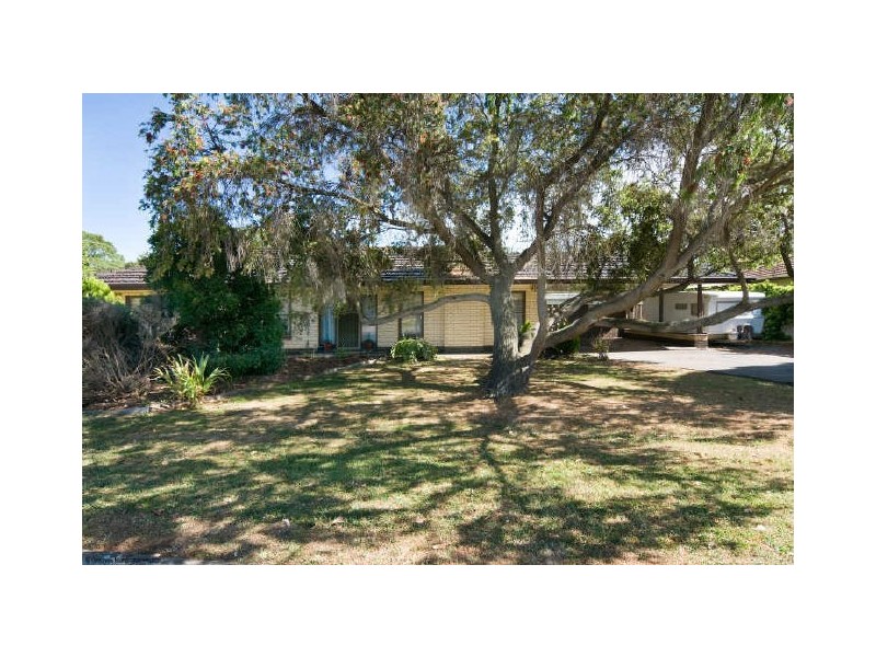9 Carol Crst, Morphett Vale SA 5162