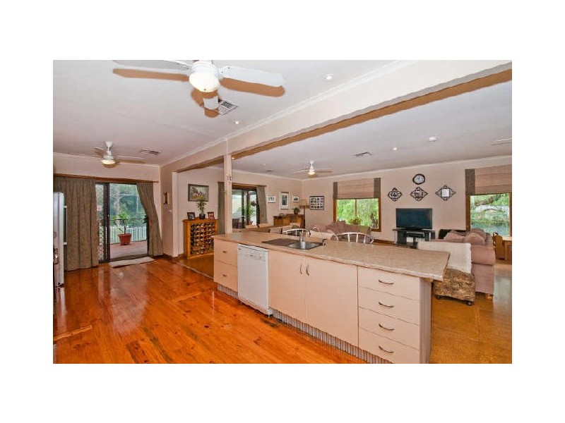 100 Main Rd, Mclaren Vale SA 5171