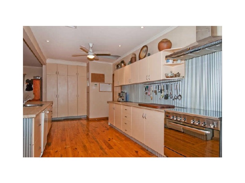 100 Main Rd, Mclaren Vale SA 5171