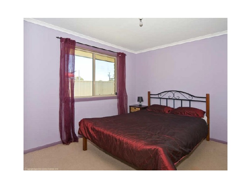 32 Barracoota Crescent, Aldinga Beach SA 5173