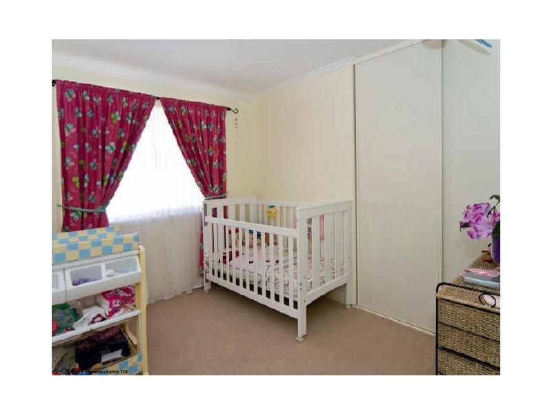 32 Barracoota Crescent, Aldinga Beach SA 5173