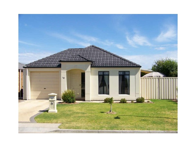 18 Bayside Avenue, Aldinga Beach SA 5173