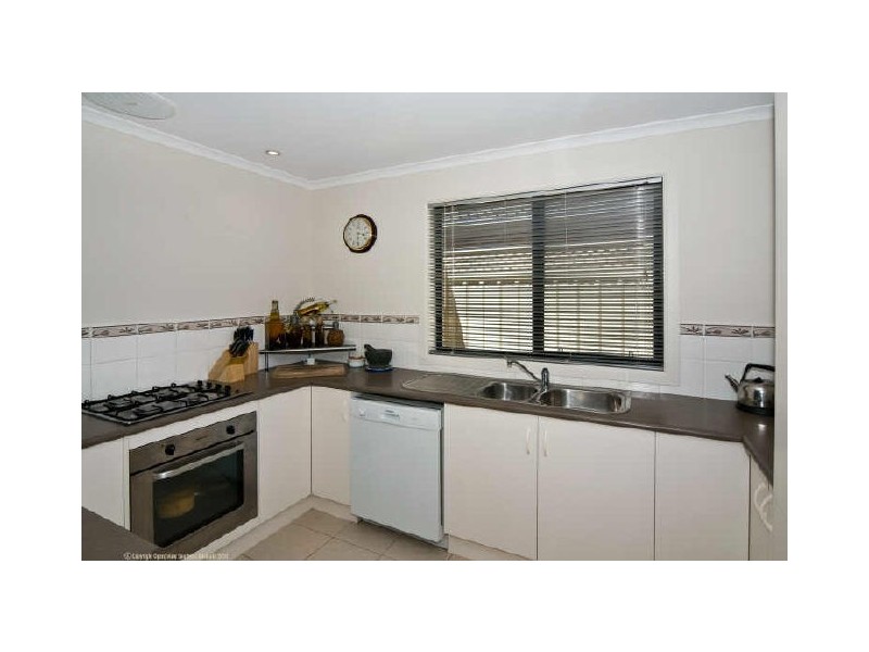 18 Bayside Avenue, Aldinga Beach SA 5173