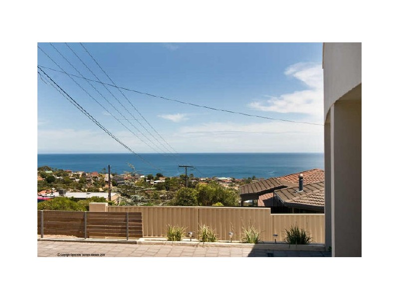 10 Caralue Road, Marino SA 5049