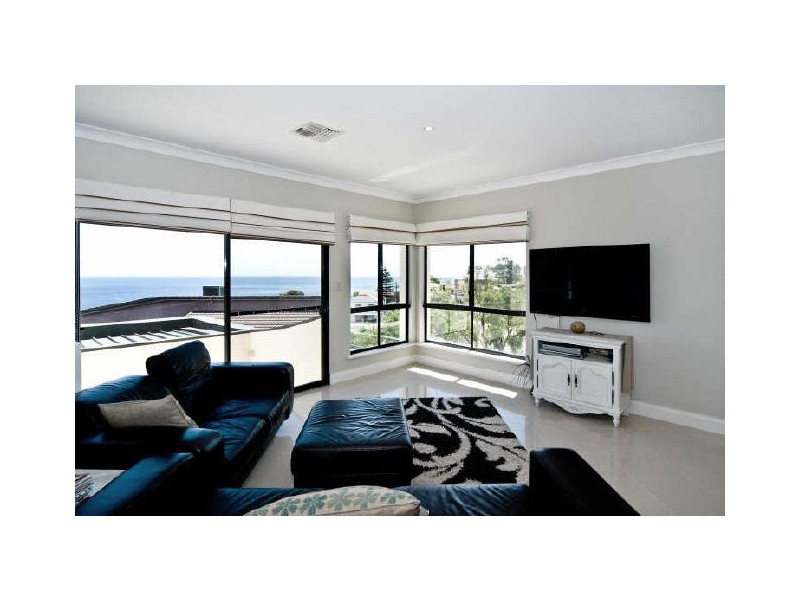 10 Caralue Road, Marino SA 5049