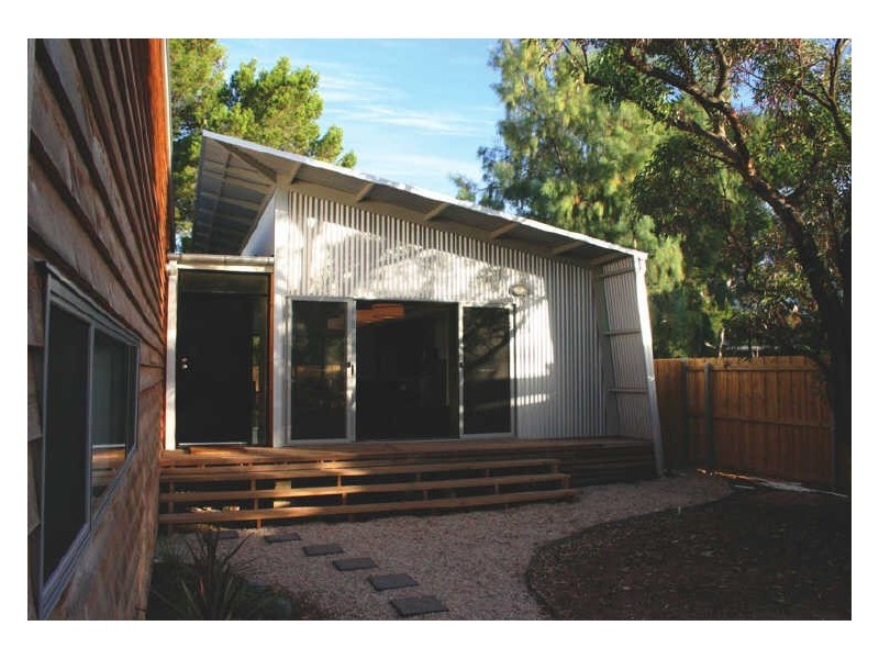 12 Alfred Place, Port Willunga SA 5173