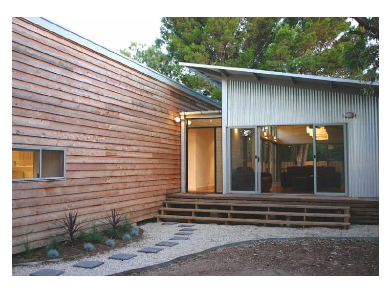 12 Alfred Place, Port Willunga SA 5173