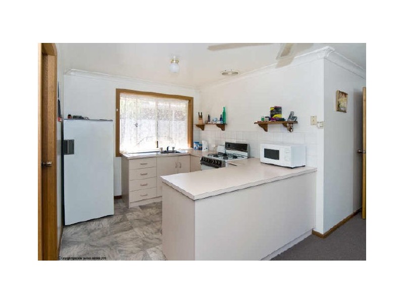 6 White Court, Aldinga Beach SA 5173