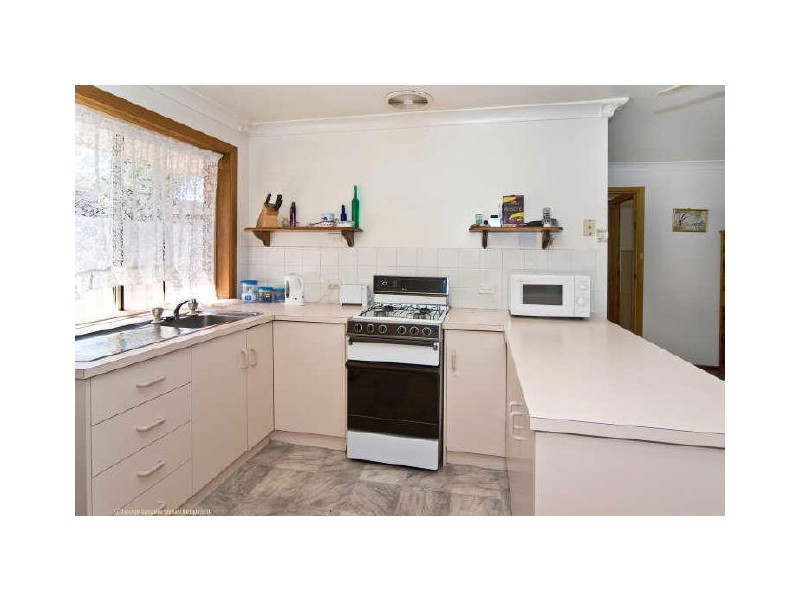 6 White Court, Aldinga Beach SA 5173