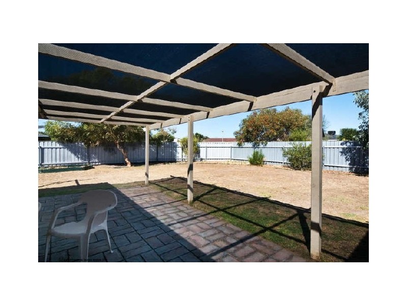 6 White Court, Aldinga Beach SA 5173