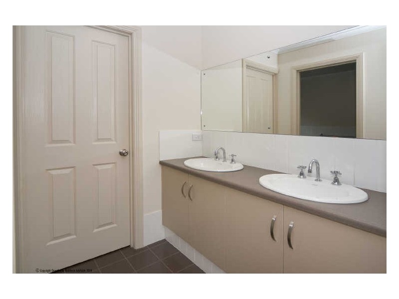 21 Aquamarine Avenue, Aldinga Beach SA 5173