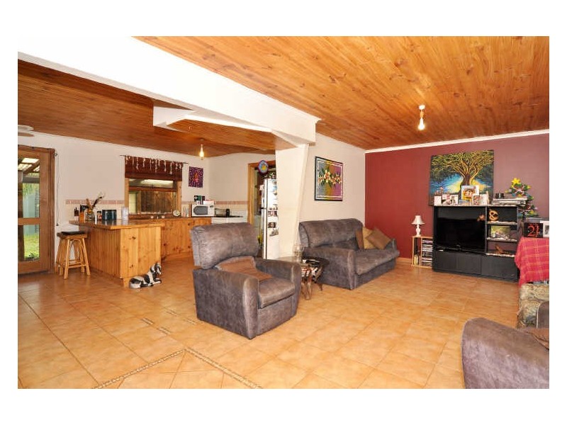 11 Walsh Street, Aldinga Beach SA 5173