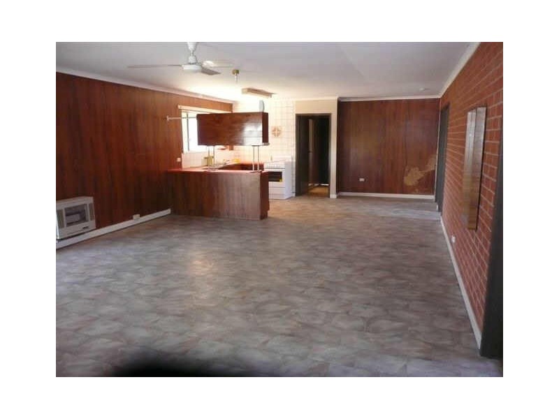 39 Hamilton Road, Aldinga Beach SA 5173