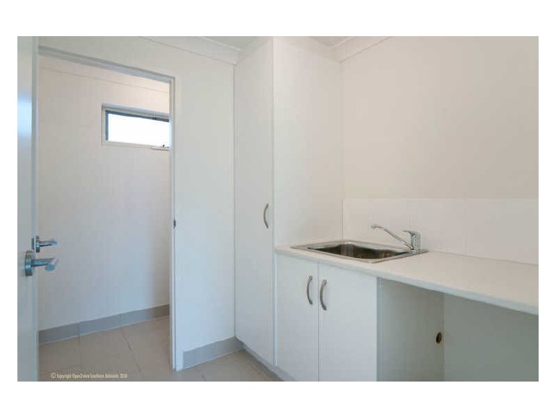 2 & 3 & 4/2 Whinnerah Avenue, Aldinga Beach SA 5173