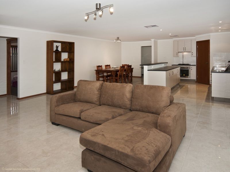 33 Whistlers Avenue, Aldinga Beach SA 5173