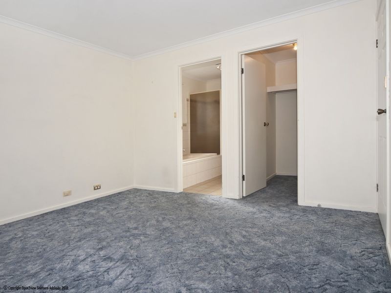 11 Stirling Crescent, Aldinga Beach SA 5173