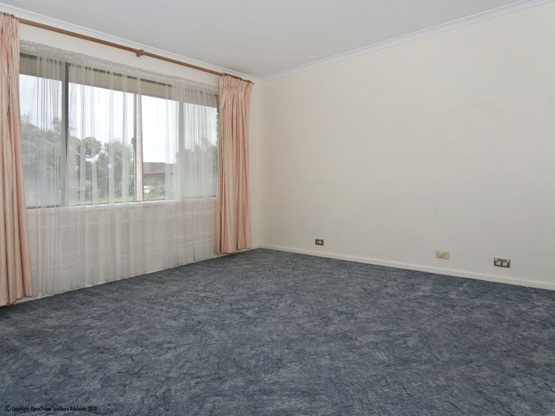 11 Stirling Crescent, Aldinga Beach SA 5173