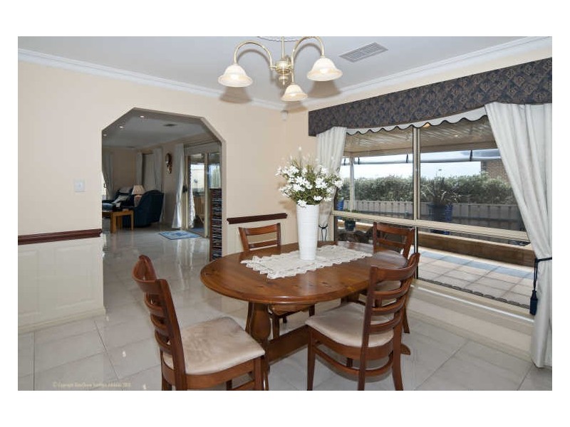 24 Augusta Drive, Seaford Rise SA 5169