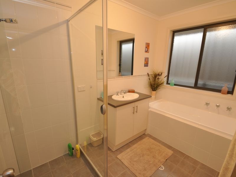 6 Thorpe Close, Noarlunga Downs SA 5168