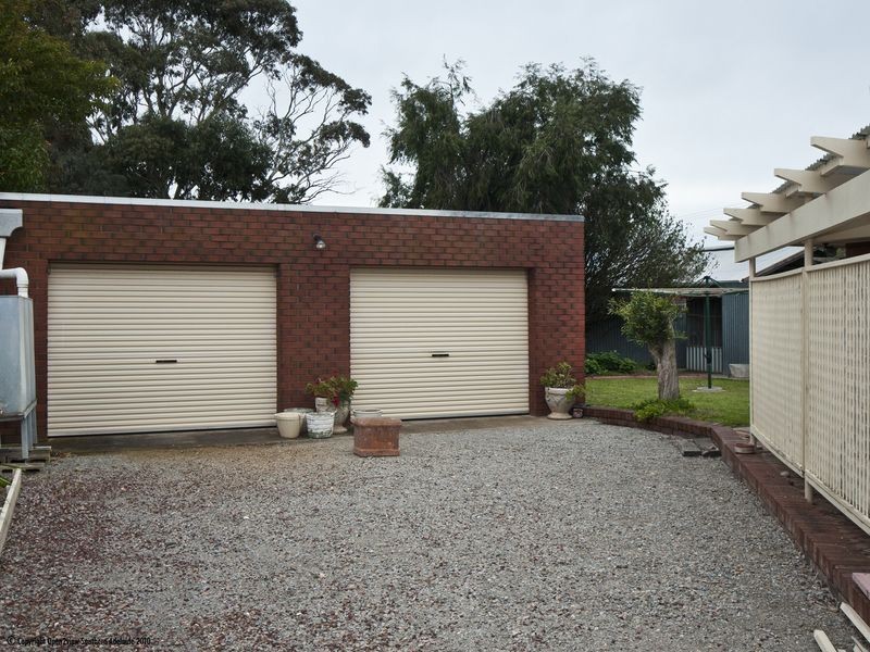 2 Sims Road, Aldinga Beach SA 5173