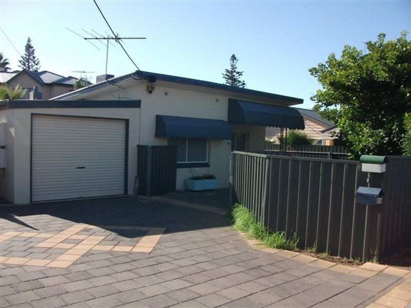 21 Taunton Parade, Christies Beach SA 5165