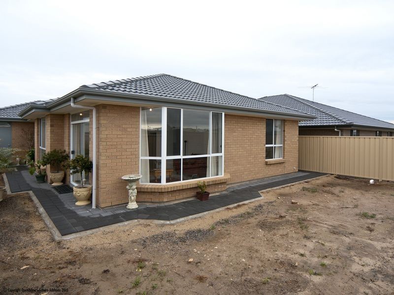 9 Knoll Avenue, Aldinga Beach SA 5173