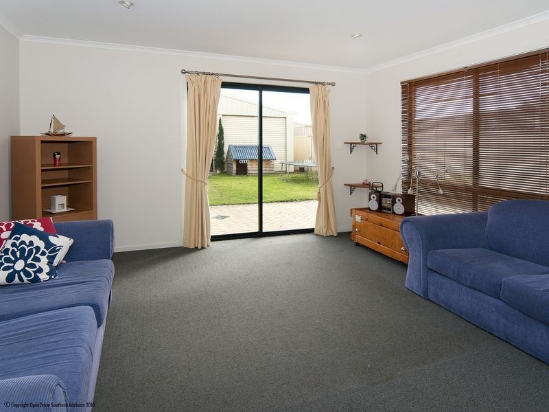 15 Blue Bay Avenue, Aldinga Beach SA 5173