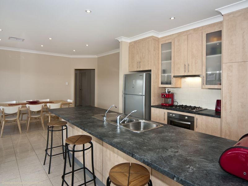 16 Cuttle Street, Aldinga Beach SA 5173