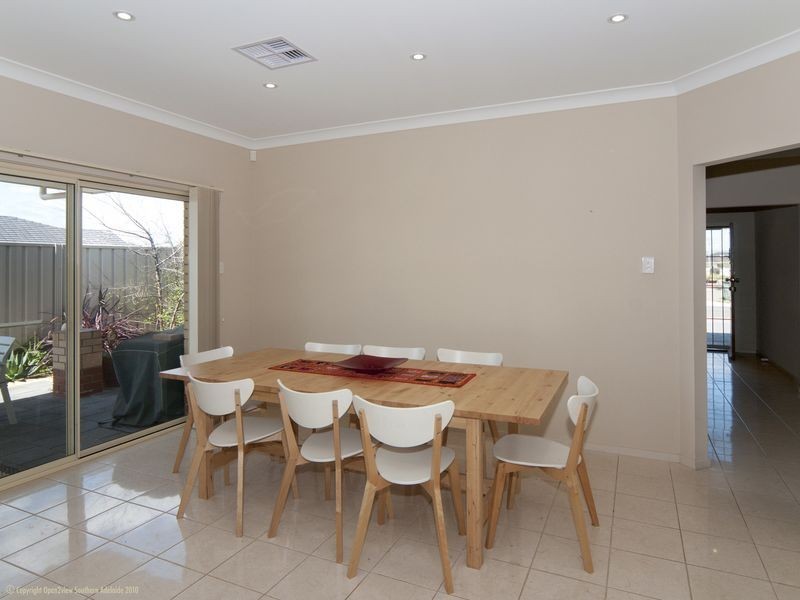 16 Cuttle Street, Aldinga Beach SA 5173