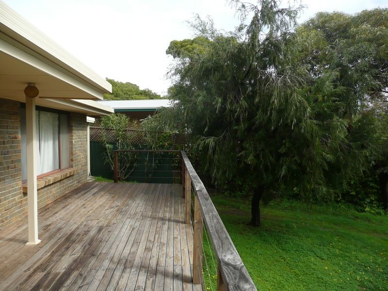 26 Port Road, Port Willunga SA 5173
