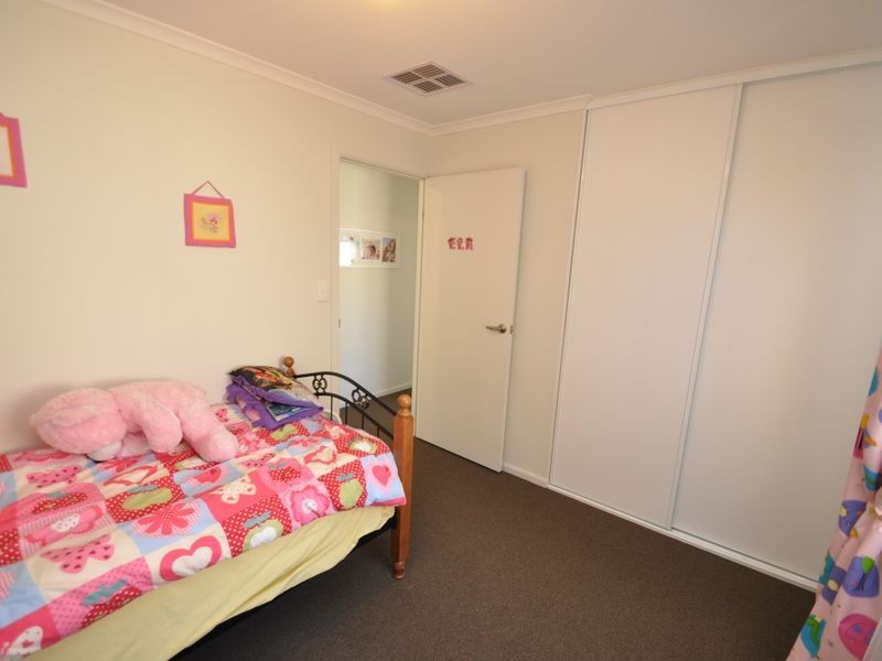 28 Blue Bay Avenue, Aldinga Beach SA 5173