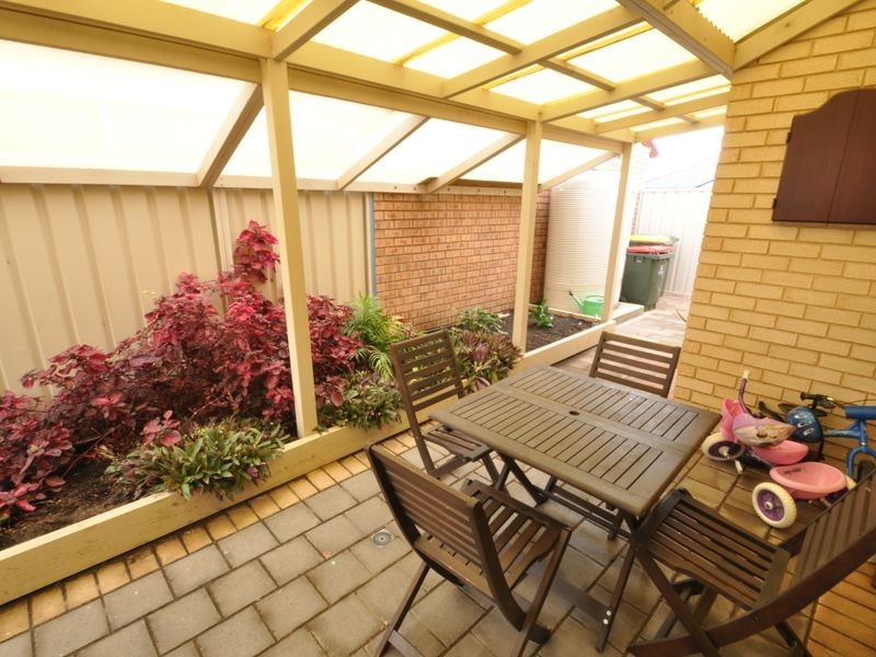 28 Blue Bay Avenue, Aldinga Beach SA 5173