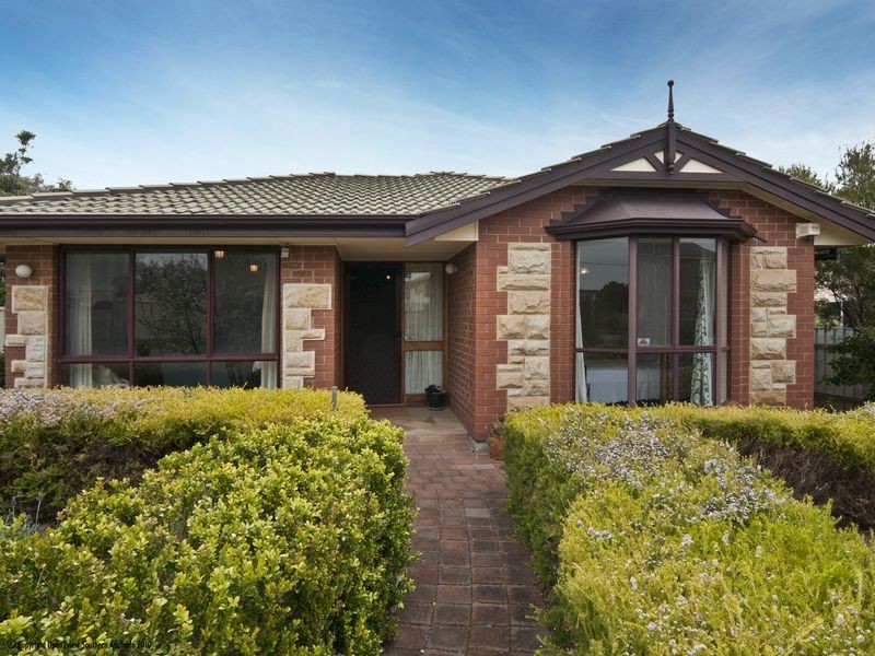 1 Hunt Street, Port Willunga SA 5173