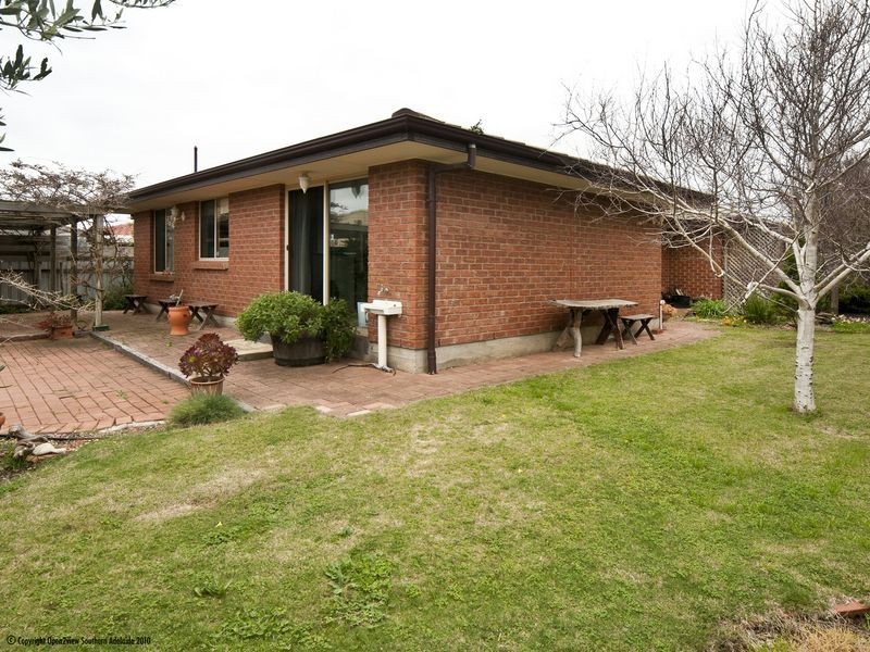 1 Hunt Street, Port Willunga SA 5173