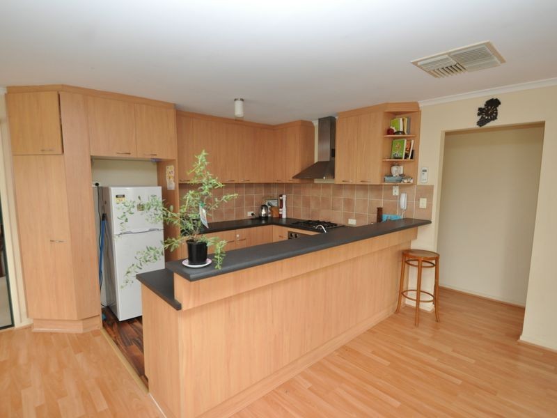 10 White Court, Aldinga Beach SA 5173