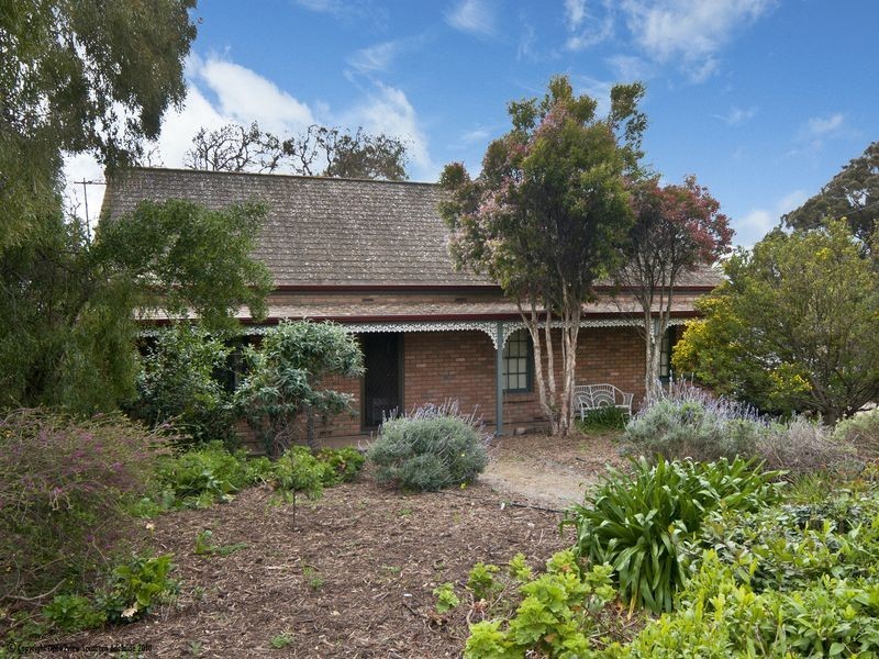 9 Irving Road, Aldinga Beach SA 5173